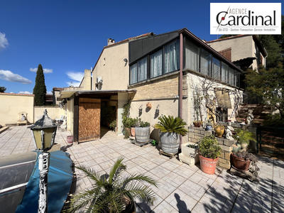 Viager - Maison traditionnelle - 242 m² - 7 pièces