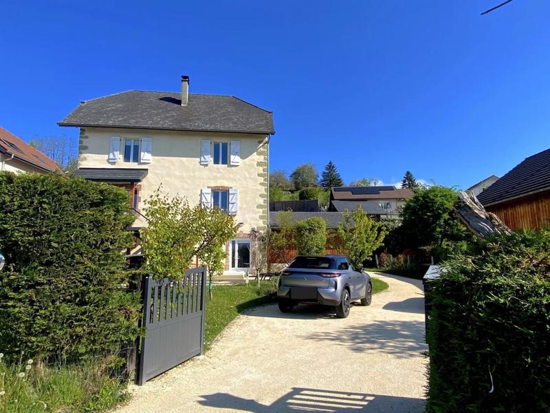 Maison - 123 m² - 5 pièces