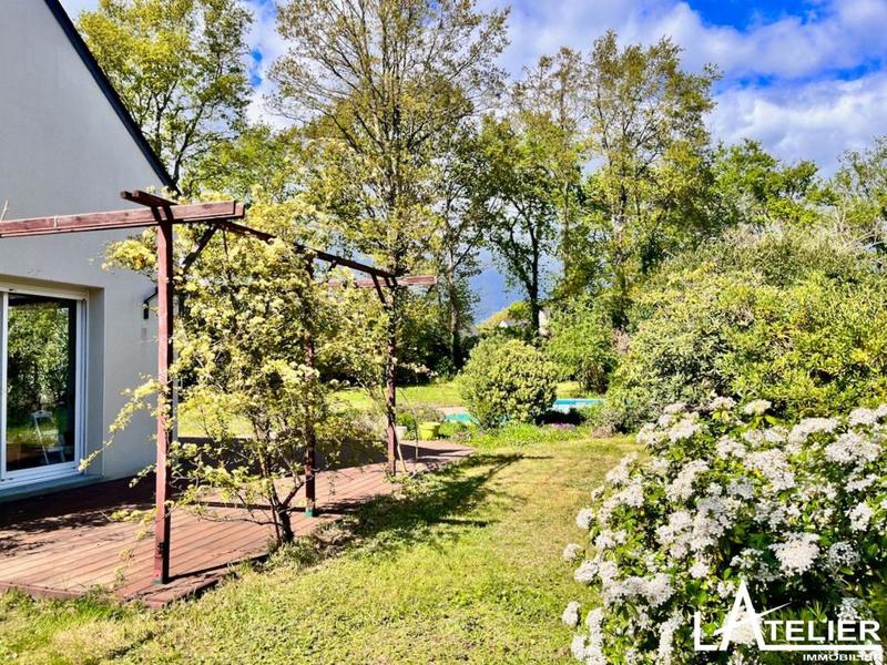 Maison - 200 m² - 7 pièces