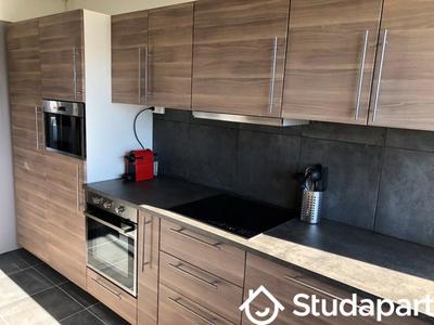 Chambre - 14 m² - 1 pièce