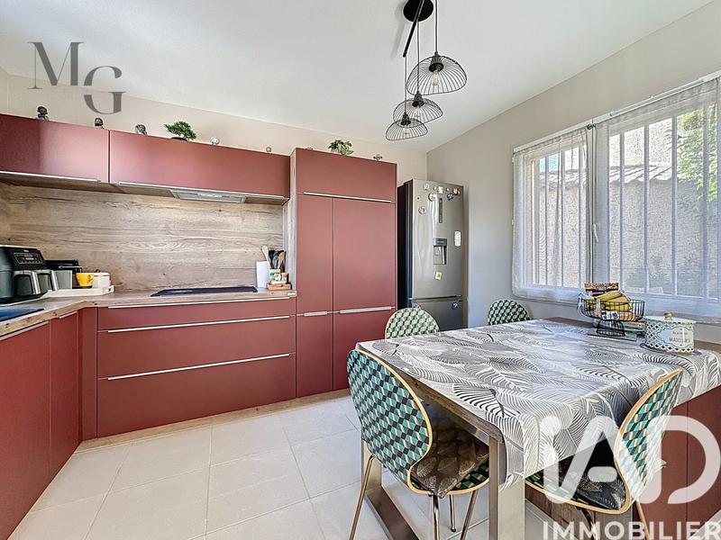 Maison - 88 m² - 4 pièces