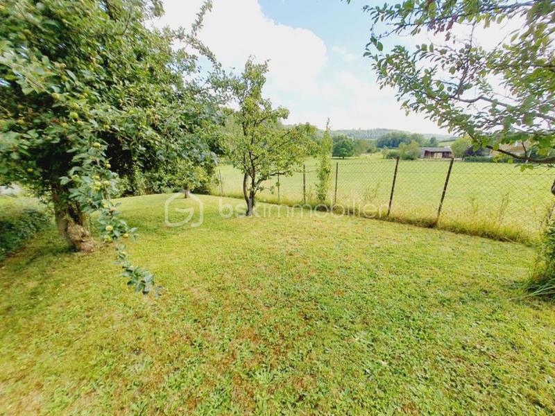 Maison de village - 212 m² - 7 pièces