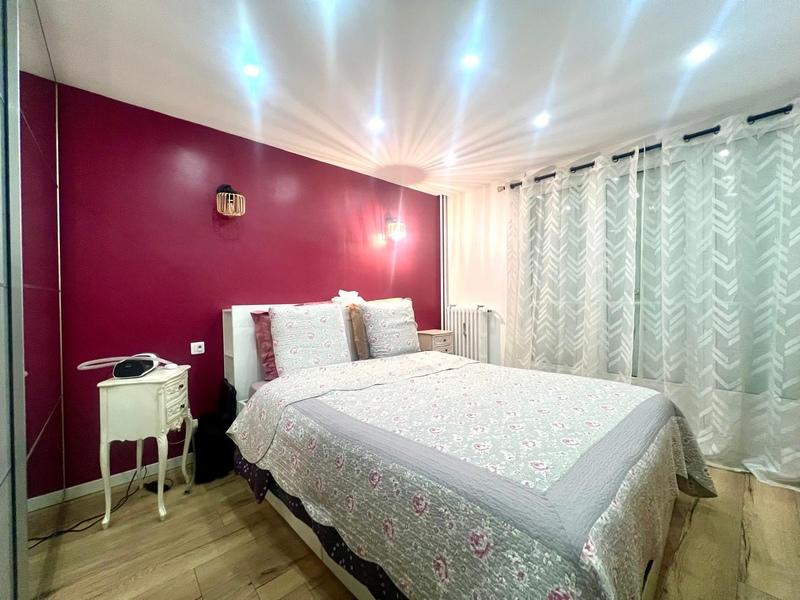 Appartement - 92 m² - 5 pièces