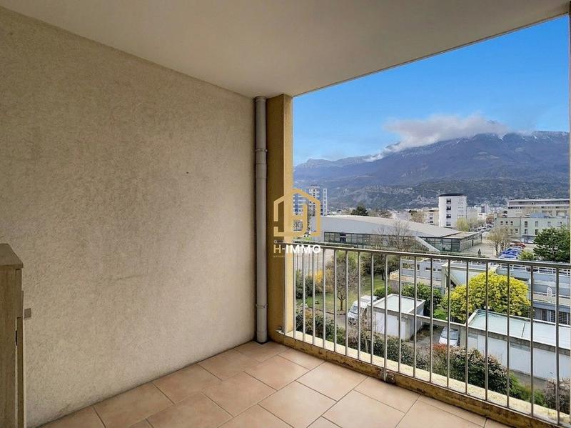 Appartement - 97 m² - 5 pièces