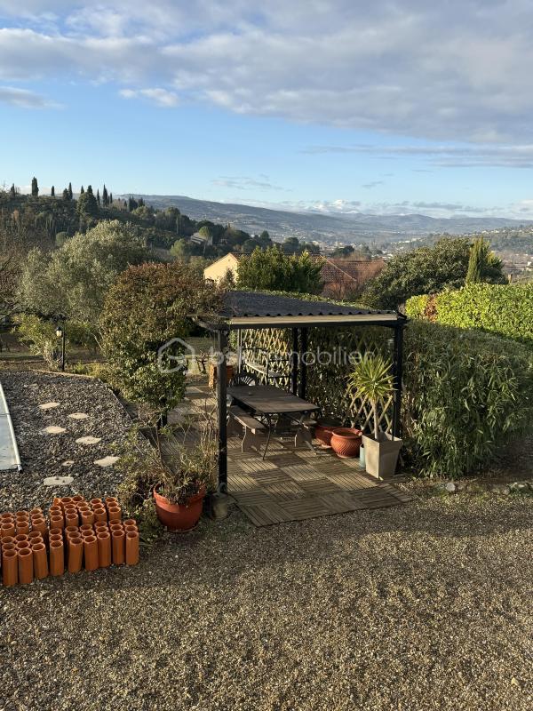 Maison - 122 m² - 6 pièces