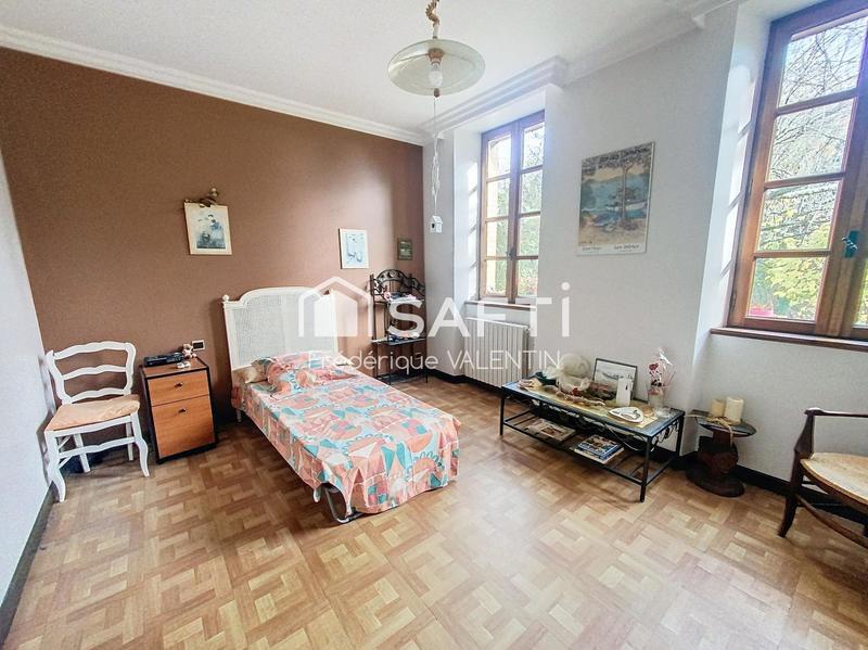 Maison de maîtres - 261 m² - 7 pièces