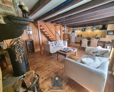 Propriété - 250 m² - 8 pièces