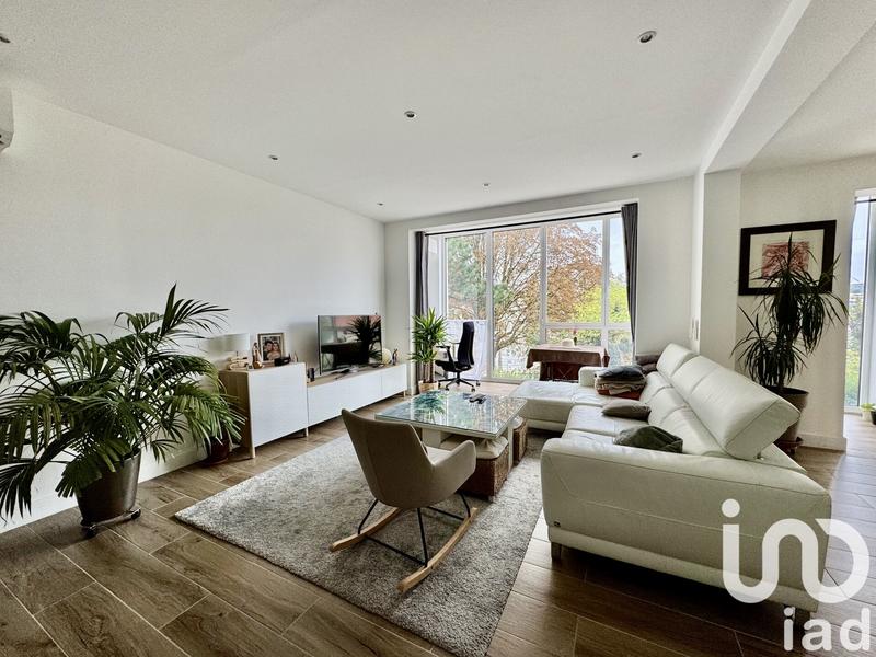 Maison - 143 m² - 6 pièces