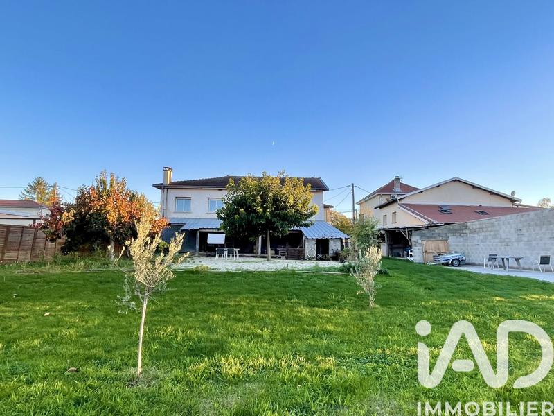 Maison de campagne - 212 m² - 7 pièces