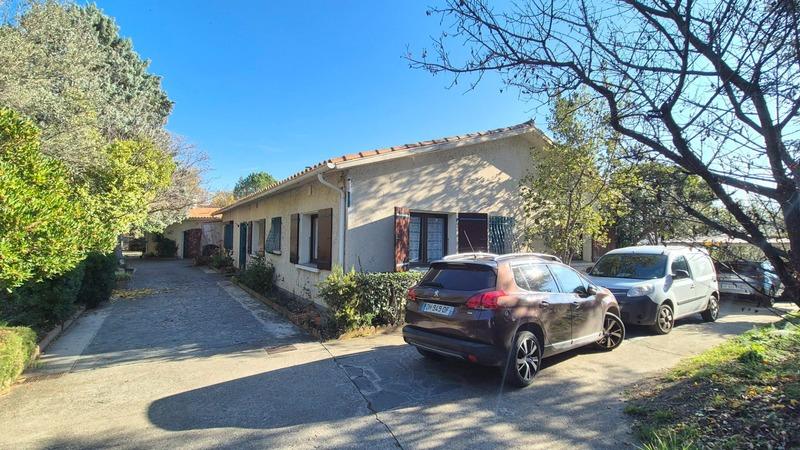 Maison - 254 m² - 6 pièces