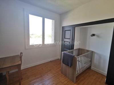 Maison - 254 m² - 10 pièces