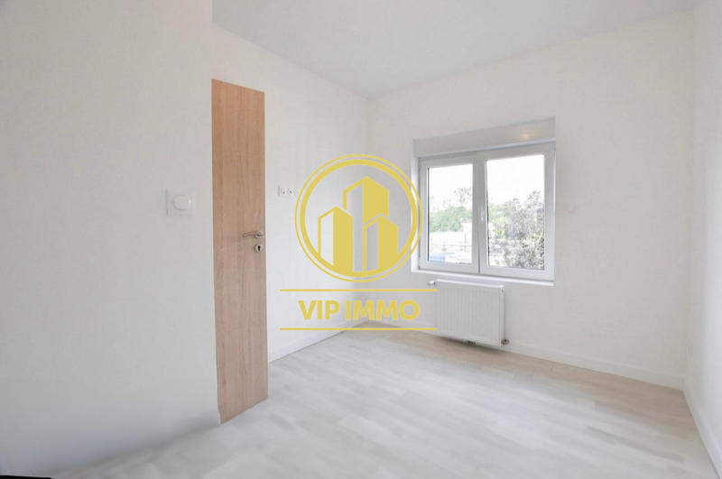 Maison - 90 m² - 7 pièces