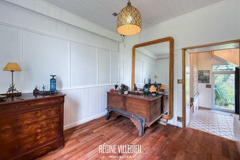 Maison - 128 m² - 7 pièces