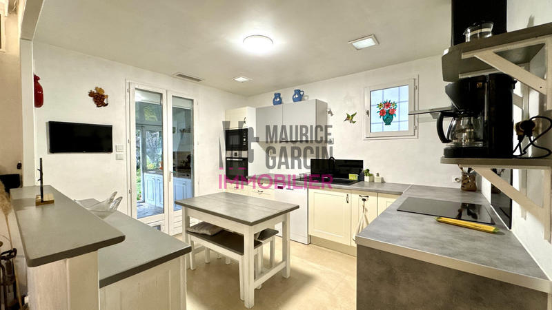 Maison - 224 m² - 5 pièces