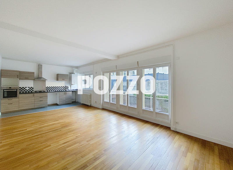 Appartement - 105 m² - 5 pièces
