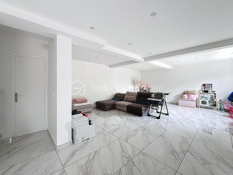 Pavillon - 120 m² - 5 pièces