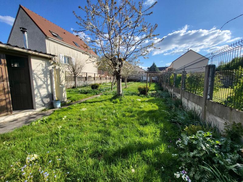 Maison traditionnelle - 81 m² - 5 pièces