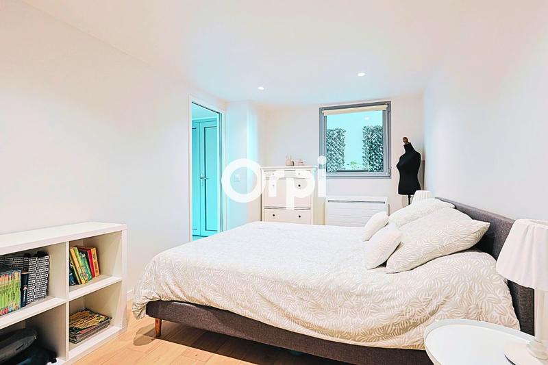 Loft - 134 m² - 4 pièces