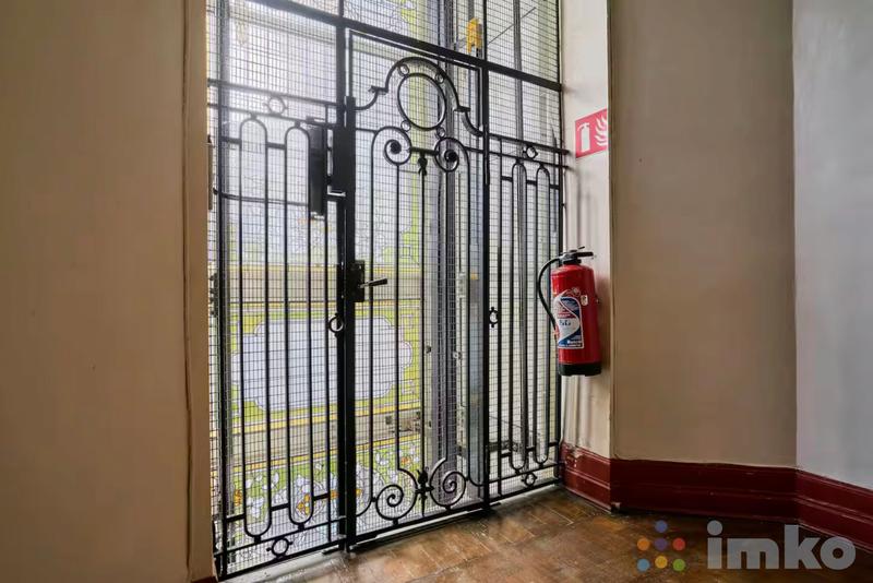 Appartement - 95 m² - 3 pièces