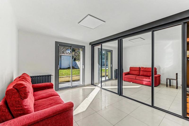 Demeure - 287 m² - 11 pièces