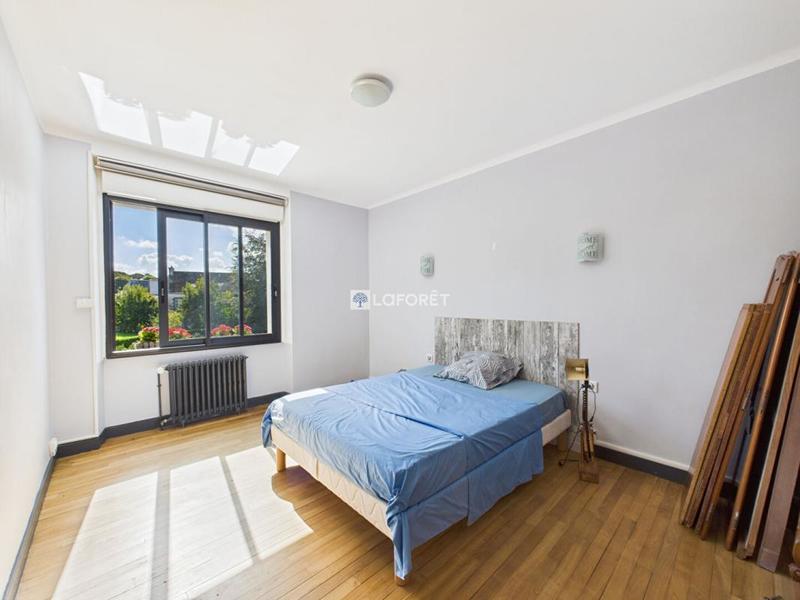 Maison - 224 m² - 6 pièces