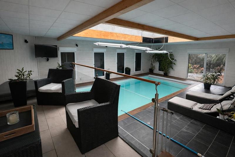 Maison - 268 m² - 8 pièces