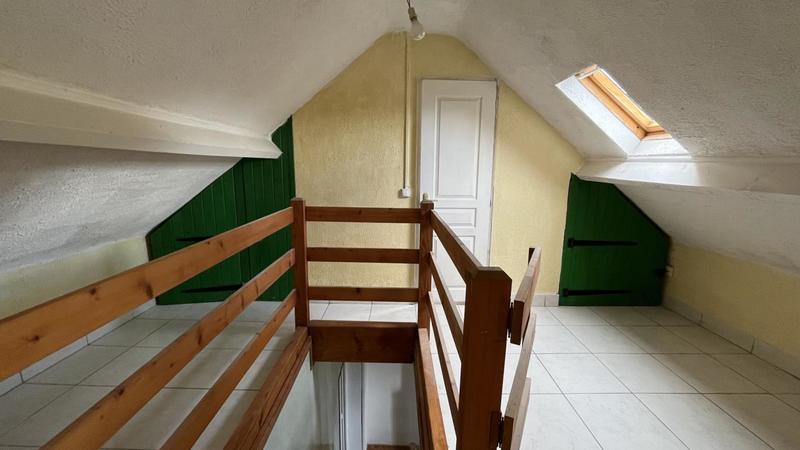 Grange - 130 m² - 4 pièces