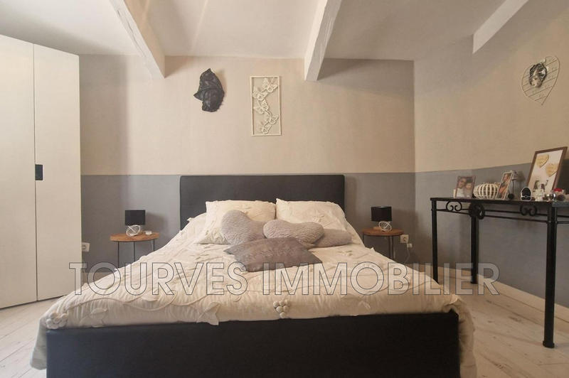 Villa - 184 m² - 6 pièces