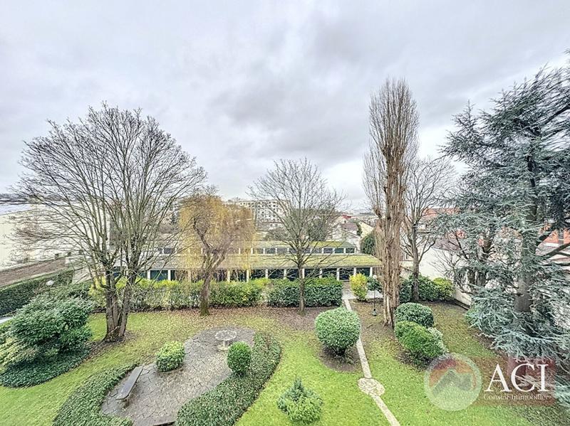 Appartement - 91 m² - 4 pièces