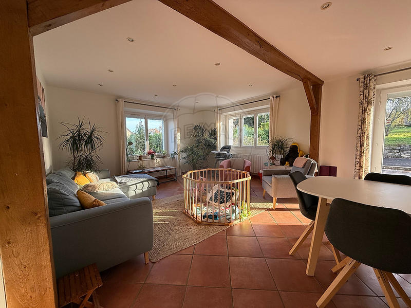 Maison - 316 m² - 14 pièces