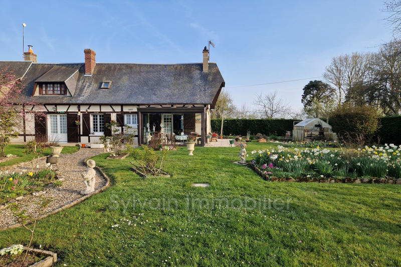 Maison - 90 m² - 5 pièces