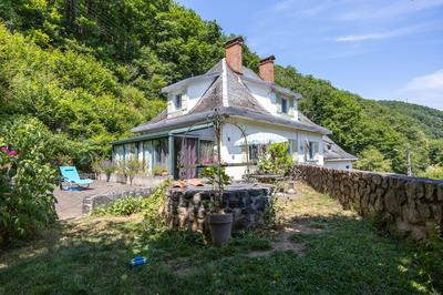 Maison - 165 m² - 6 pièces