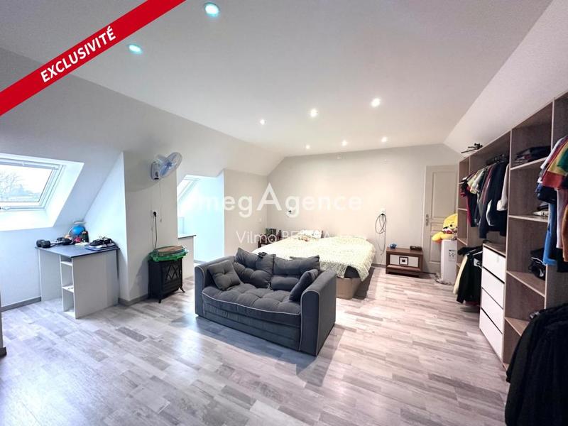 Maison - 180 m² - 5 pièces