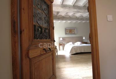 Corps de ferme - 315 m² - 11 pièces