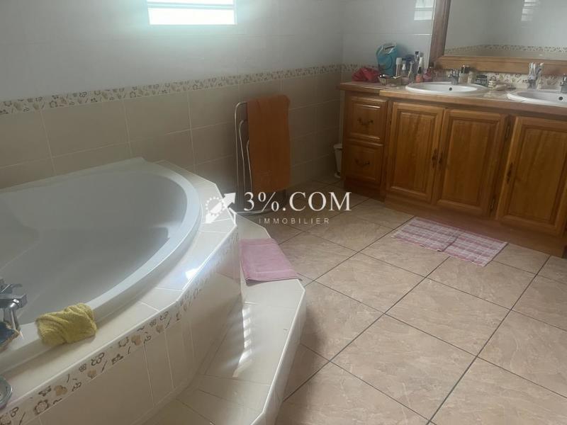 Villa - 159 m² - 8 pièces