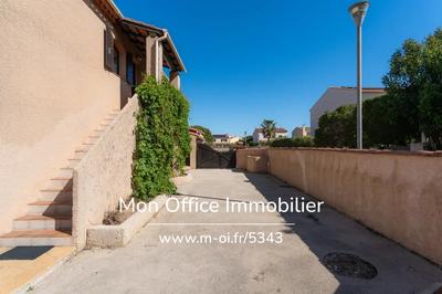 Maison - 188 m² - 8 pièces