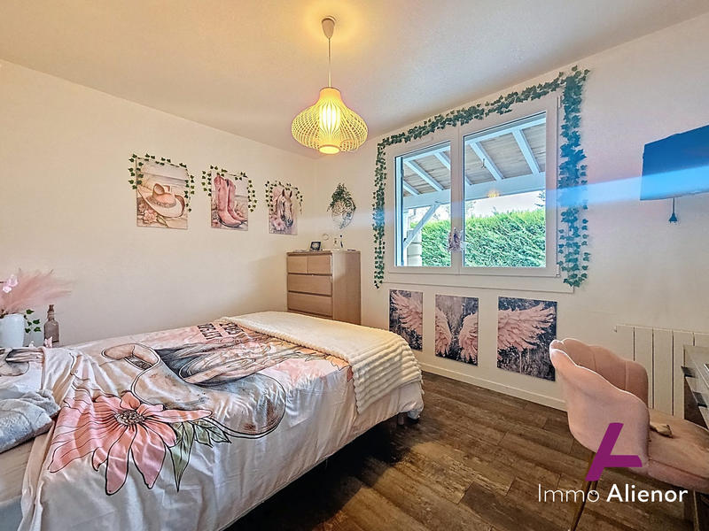 Maison - 140 m² - 6 pièces