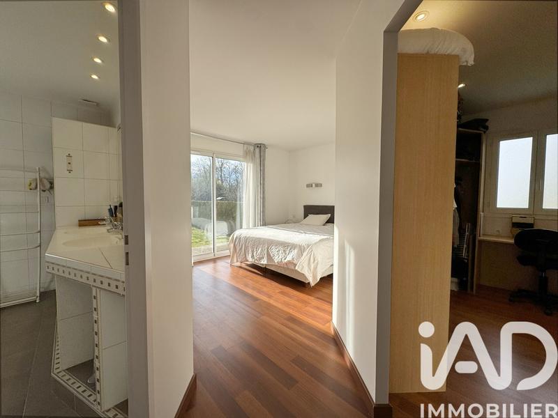 Maison - 200 m² - 5 pièces