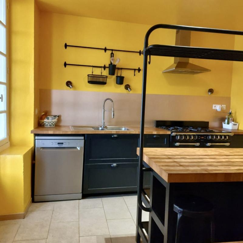 Maison - 320 m² - 9 pièces