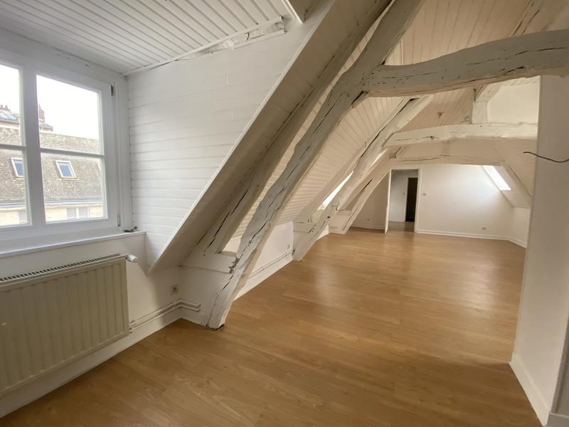 Appartement - 61 m² - 2 pièces