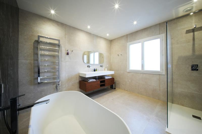 Maison - 200 m² - 7 pièces