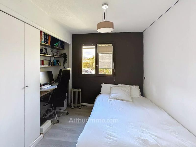 Maison - 201 m² - 8 pièces