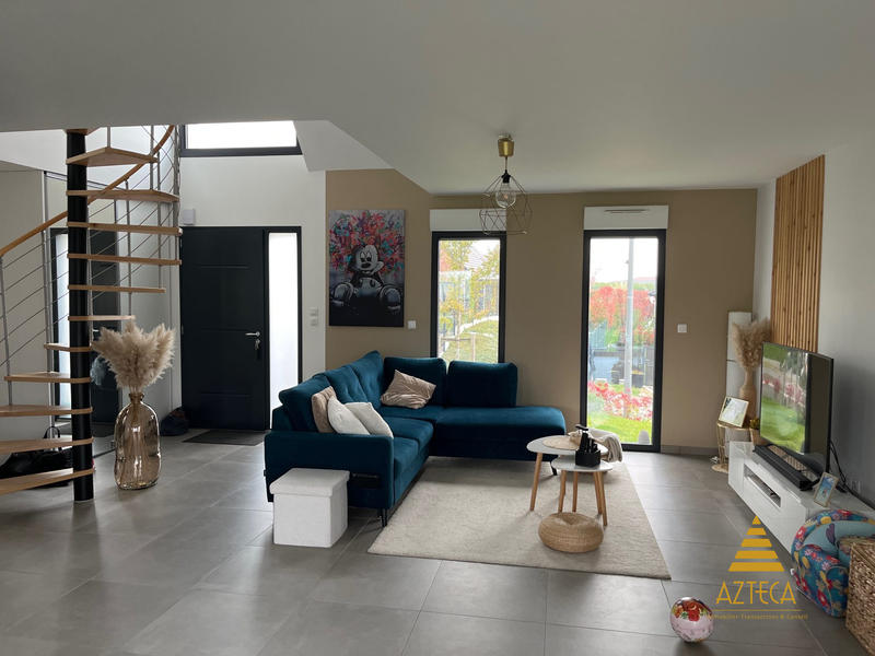 Maison - 156 m² - 5 pièces