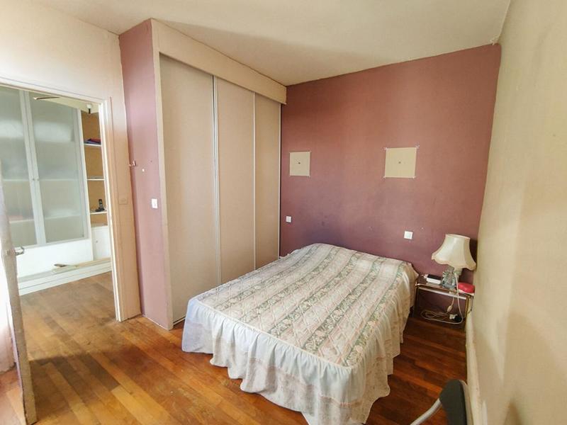 Maison - 254 m² - 10 pièces