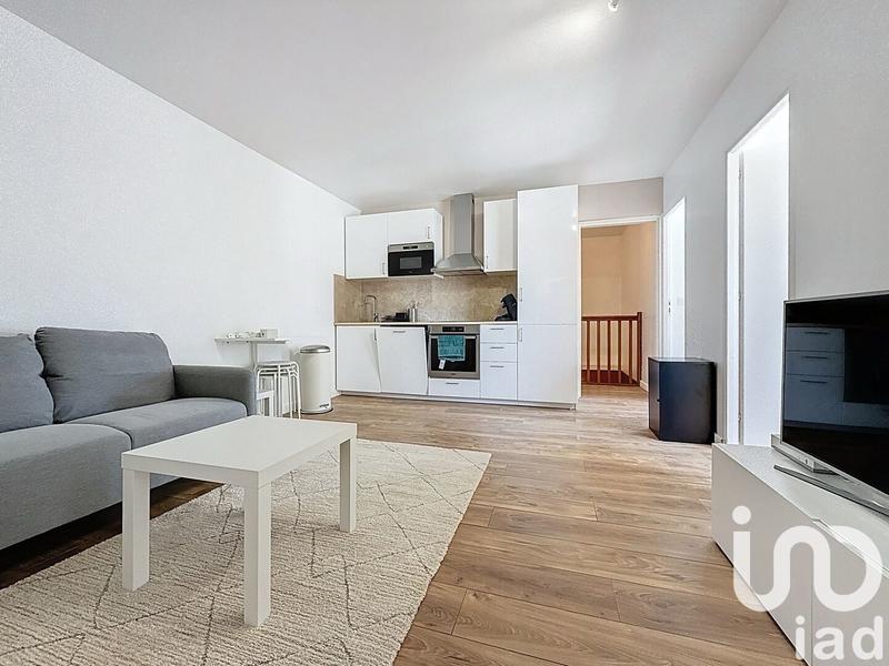 Appartement - 77 m² - 6 pièces