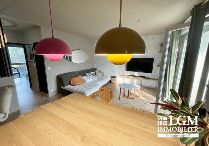 Appartement - 60 m² - 3 pièces