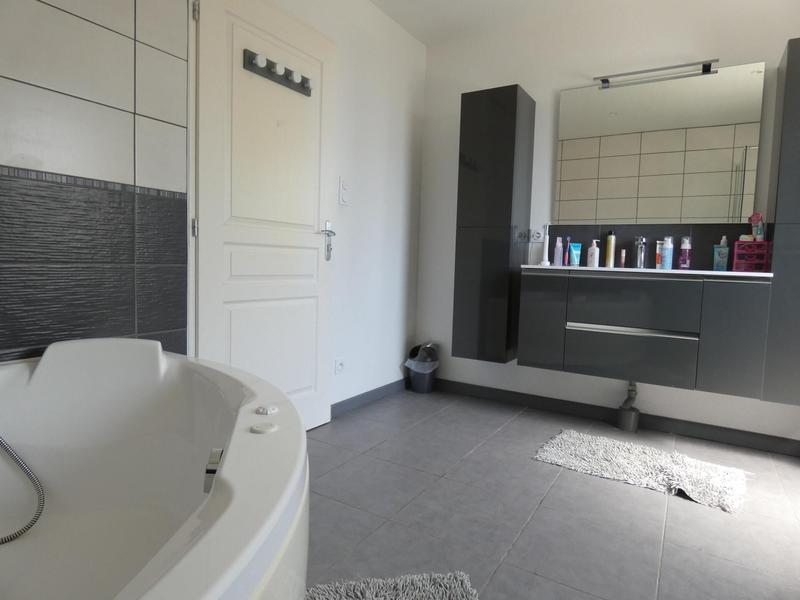 Maison - 126 m² - 5 pièces