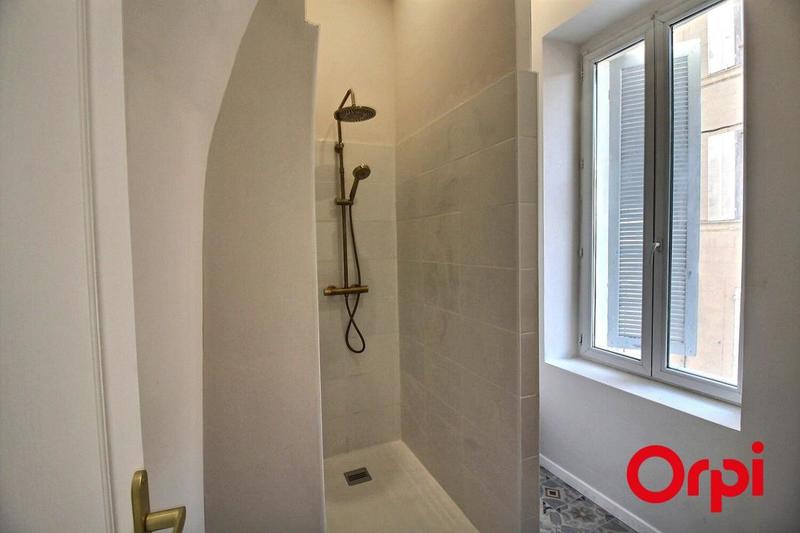 Appartement - 100 m² - 4 pièces