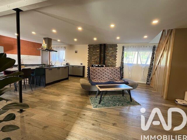 Maison - 174 m² - 6 pièces