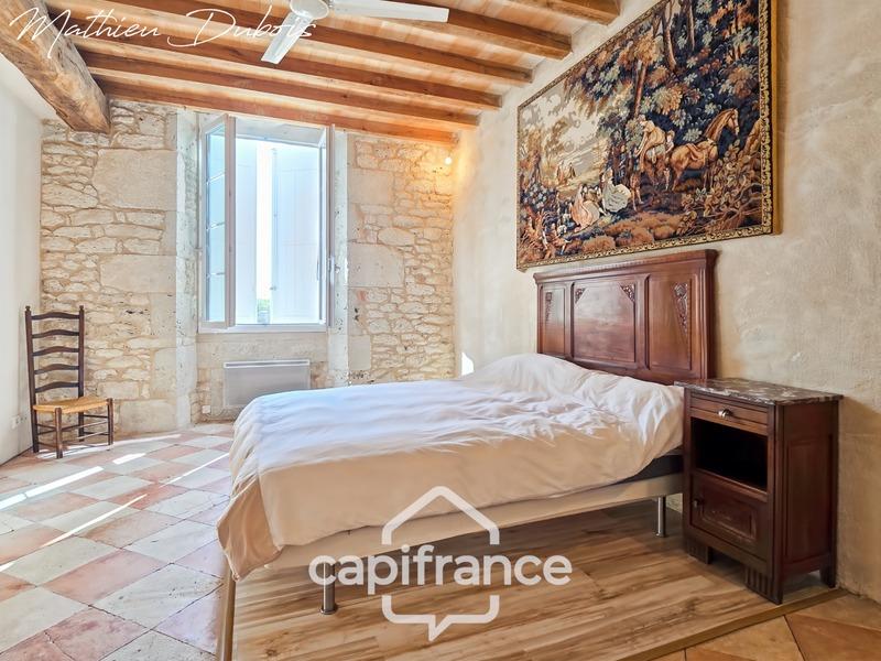 Propriété - 248 m² - 7 pièces